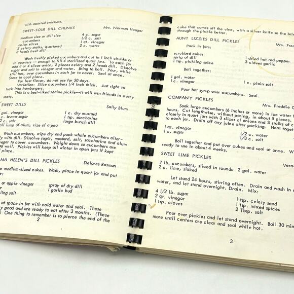 Vintage 70s Cookbook Wilbur Creston Lincoln Washington Family Favorite Recipes - Picture 4 of 6